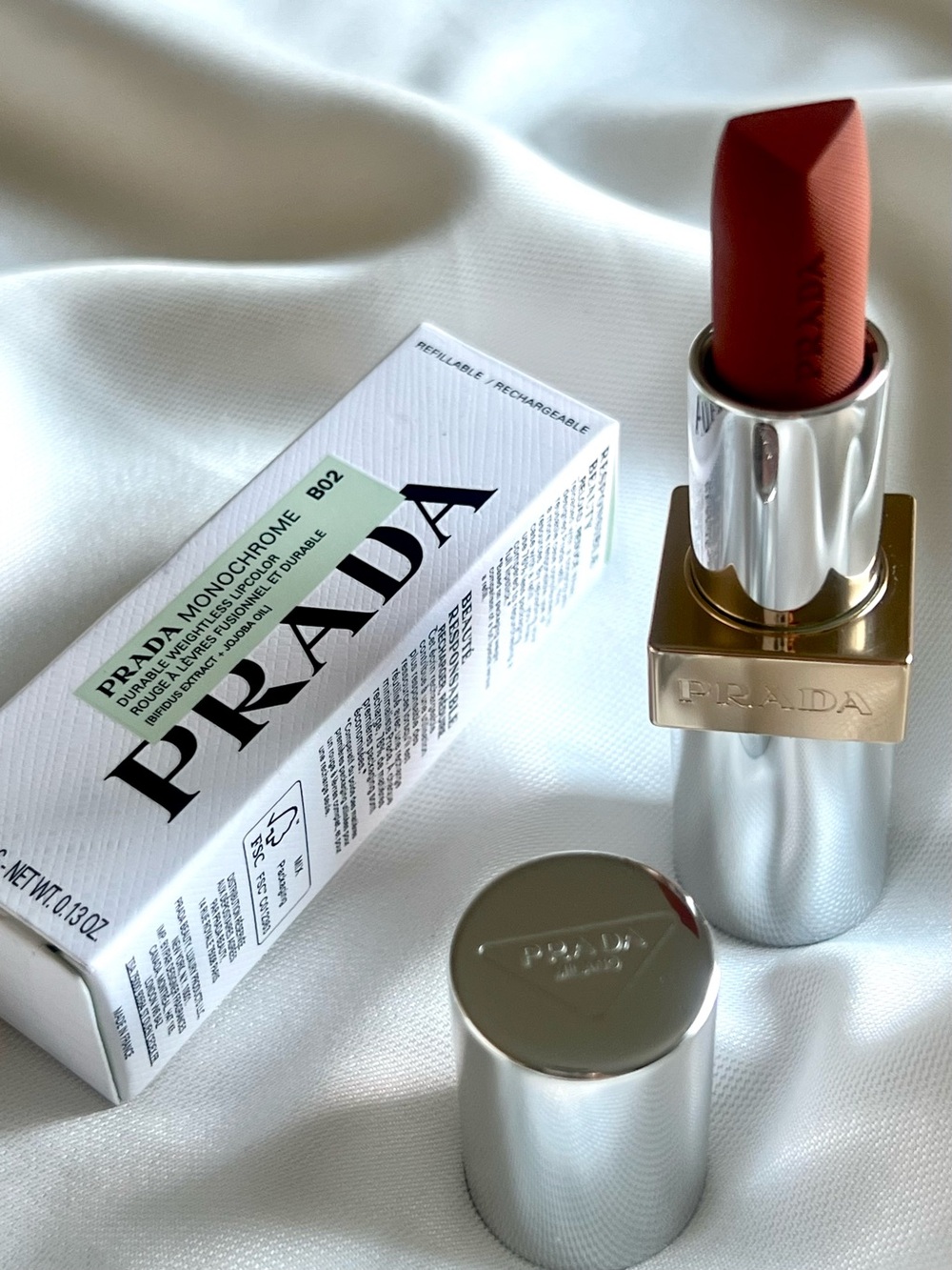 Prada Monochrome Matte Lipstick —
HYPER MATTE
B02 QUARTZ - Picture 3 of 8